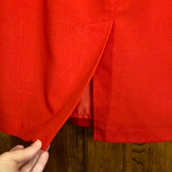 Size 14W/16 Red Sag Harbor Skirt with flex waist - Picture 5 of 9